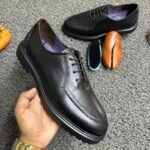 Chaussures derbies à bout fleuri