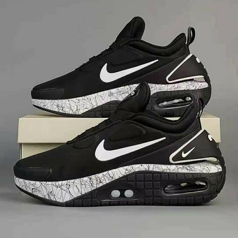 nike-adapt-auto-max-black-white-running-shoe Baskets Nike Adapt Auto Max – Image 1
