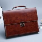 Mallette Affaires en Cuir Marron avec Code
