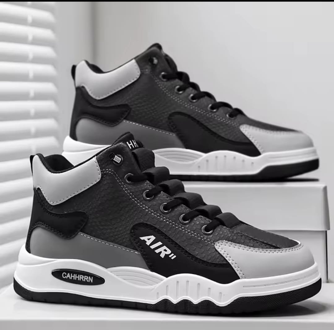 WhatsApp Image 2026-06-22 at 13.23.58 Baskets Montantes AIR Grises et Noires - Style Streetwear – Image 1