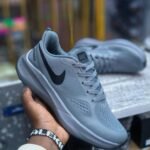 Baskets Nike Zoom Pegasus Grises - Chaussures de Running